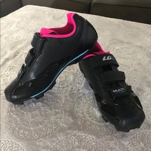 Women’s cycling shoes